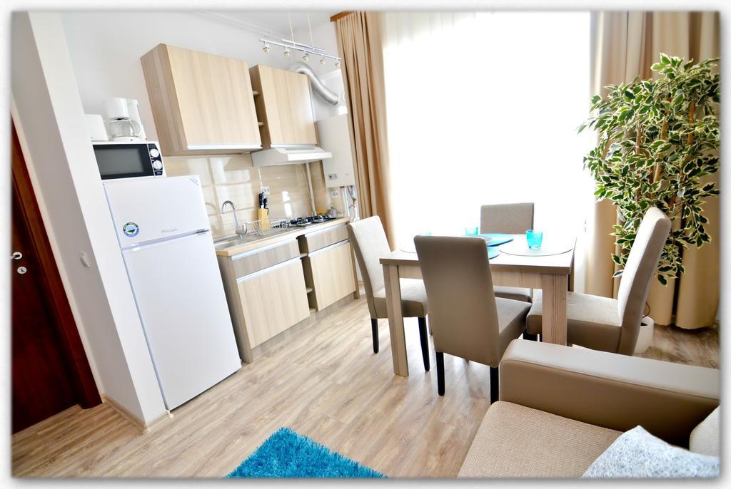 Summerland Luxury Studios By The Sea Mamaia Habitación foto